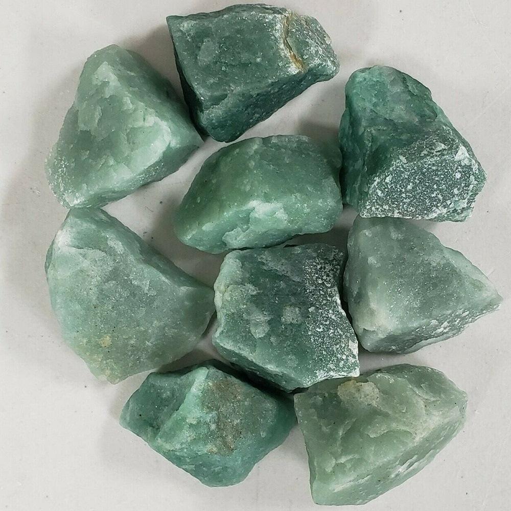 7 Things to Know About Green Aventurine: Meaning, Properties & Where to Find It