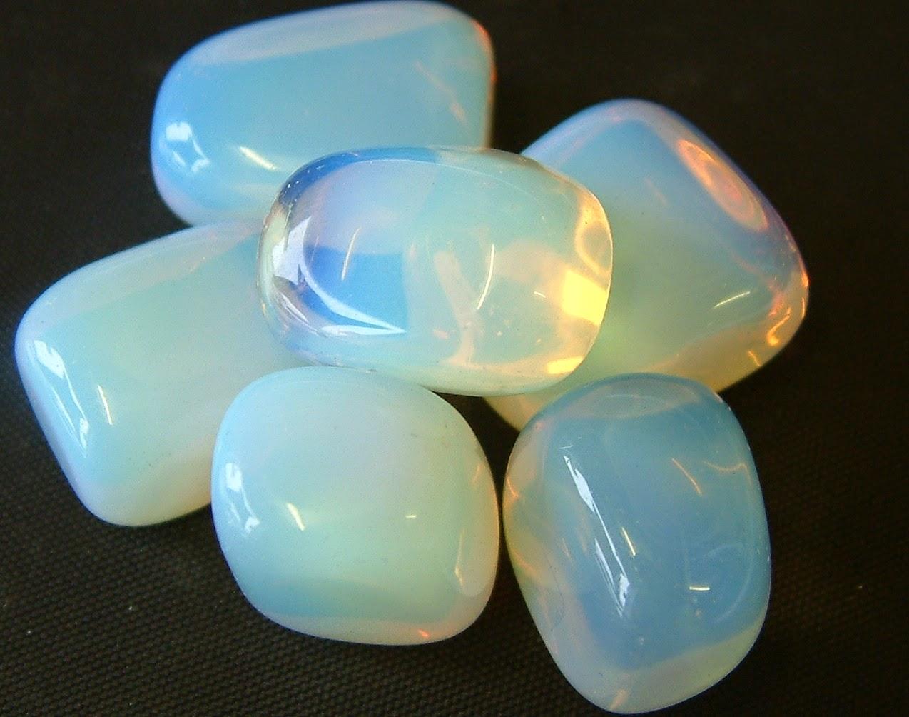 Where to Find Moonstone in the US: Locations & Collecting Guide